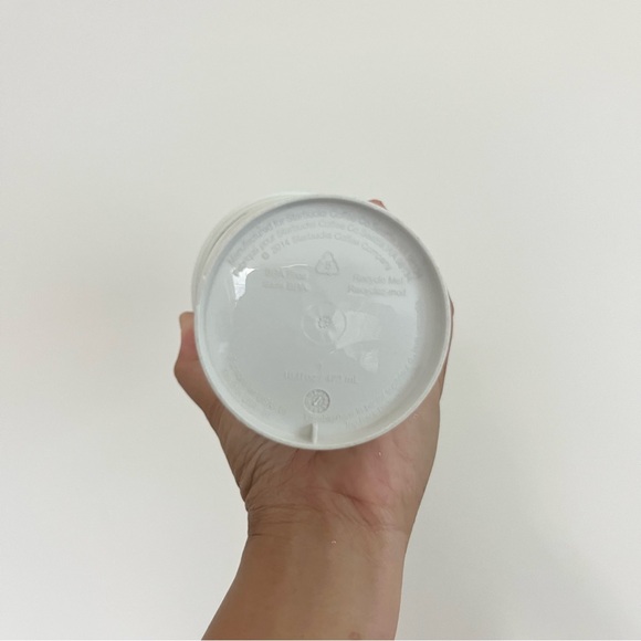 Starbucks Lot of 10 Plastic Tumblers w Different Patterns and Art Christmas READ - Picture 7 of 7